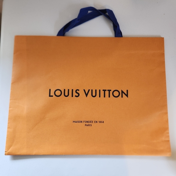 Louis Vuitton Large Empty Paper Gift Shopping Tote Bag 23"x17.5”x10” Decor - Picture 1 of 6